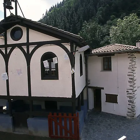 Eleizondo Haundia Landhuis Itziar